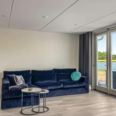 Wierhooft 37 * Wieringerwerf